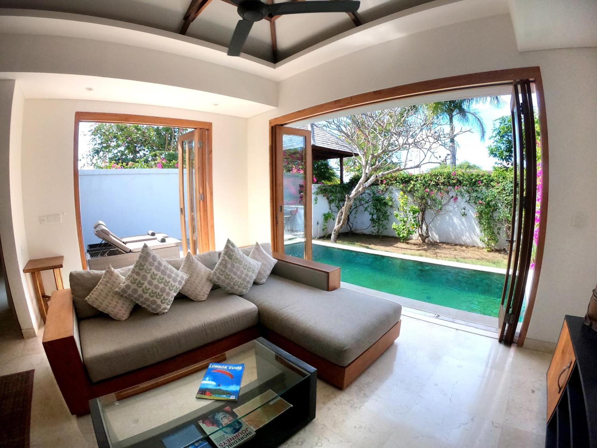Kokomo Resort Gili Gede Exterior photo