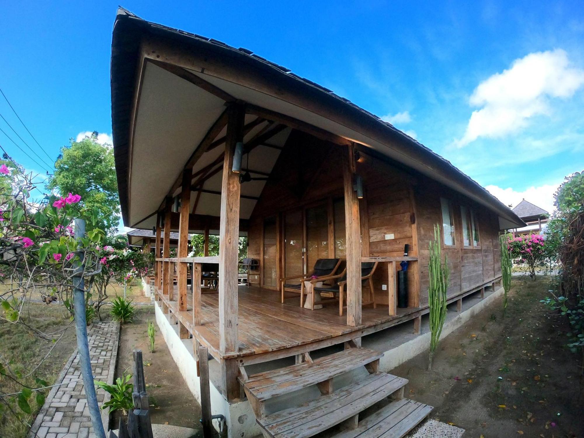 Kokomo Resort Gili Gede Exterior photo