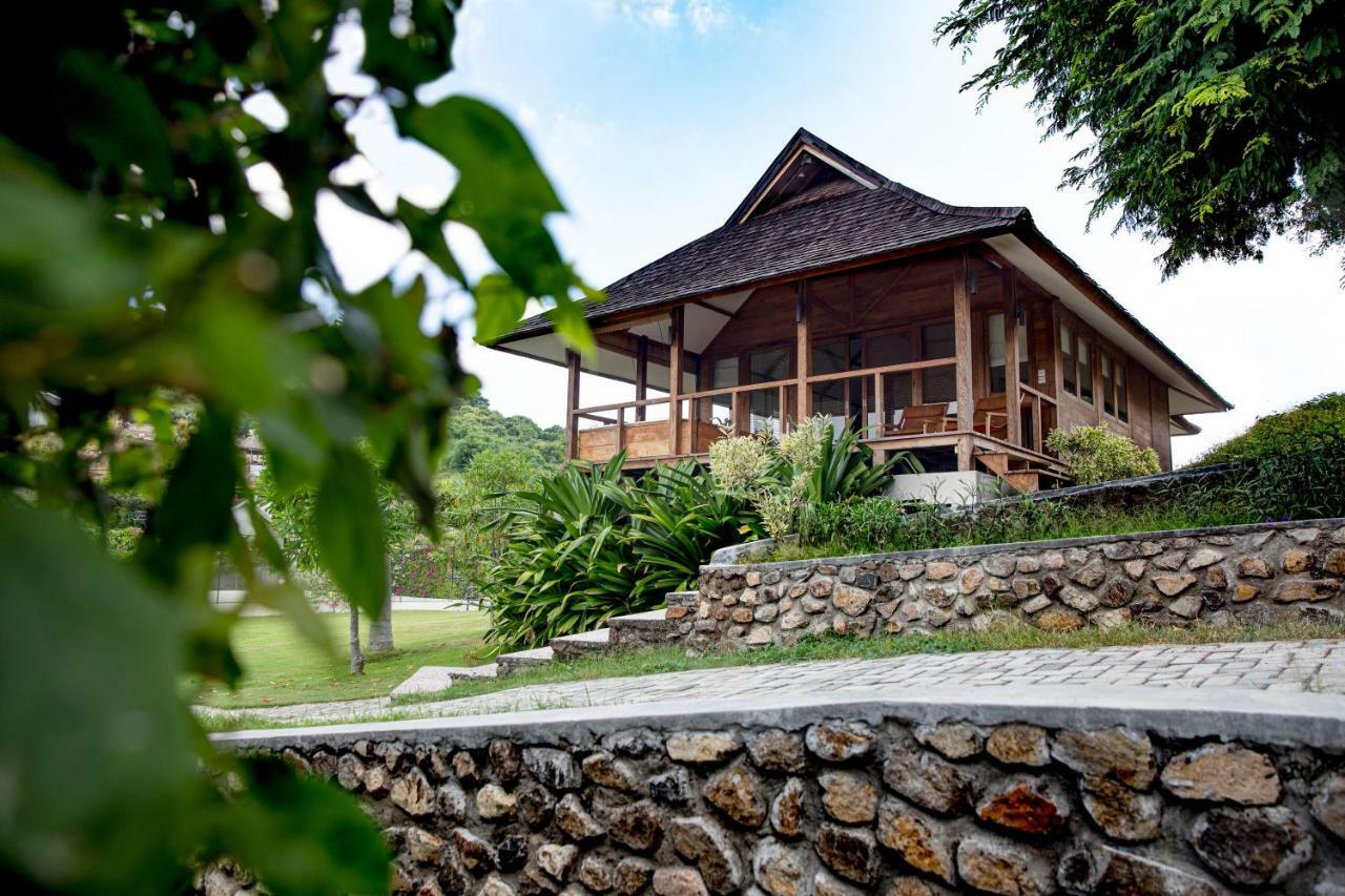 Kokomo Resort Gili Gede Exterior photo