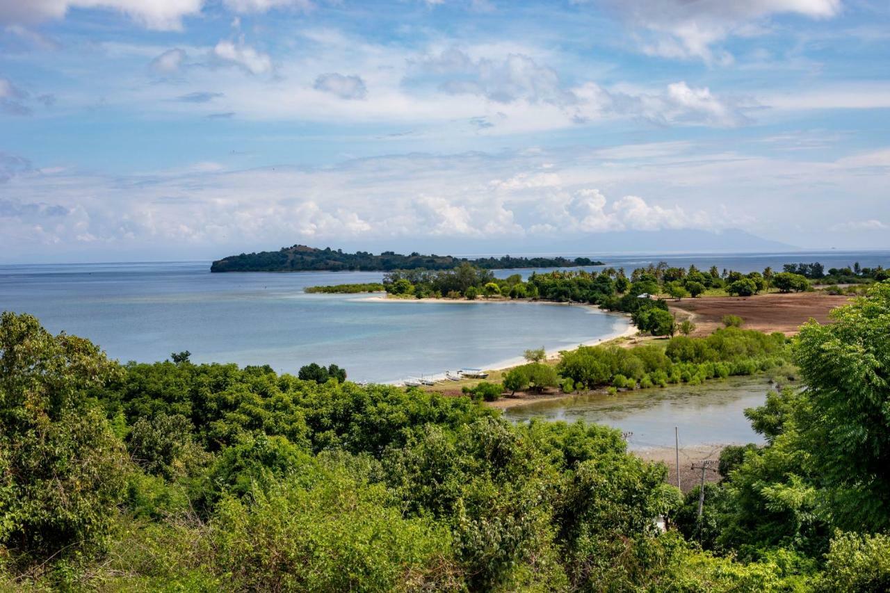 Kokomo Resort Gili Gede Exterior photo